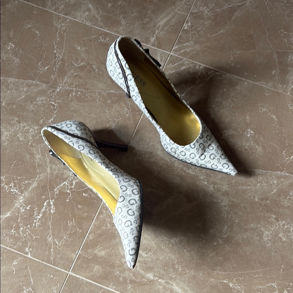 Guess Beige and Taupe Pumps